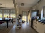 ...mit sep. Zugang zur Terrasse - Traumhaftes exkl. EFH mit Weitblick*mod. + saniert*D-Garage*Carport in Sackgassen-Endl.*Nähe Hamburg