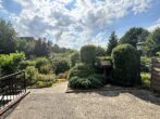 Blick von der Terrasse - REH in Feldrandlage * Einzelgarage * Photovoltaik * Solartherme *