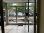Haupteingang - ETW*rückw. ruhige Citylage*TG-Stellpl.*überd. Balkon*Kellerr. – zur Selbstnutzung oder Kapitalanlage
