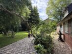 Bild - 1.232 m² Grdstck. * liebevoll restaur. Fachwerkhaus * zentral u. dennoch idyllischer Garten* Carport