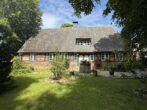 Bild - 1.232 m² Grdstck. * liebevoll restaur. Fachwerkhaus * zentral u. dennoch idyllischer Garten* Carport