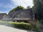 Bild - 1.232 m² Grdstck. * liebevoll restaur. Fachwerkhaus * zentral u. dennoch idyllischer Garten* Carport