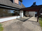 Große, tlw. überdachte Terrasse - Familienglück mit Weitblick! EFH, gelungene Aufteilung, Vollkeller, Garage, angrenzend an Wiesen