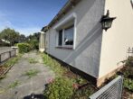 Aussen - ! Handwerker aufgepasst ! sanierungsbedürftig mit Potential – DHH mit Nebengebäuden und Garage