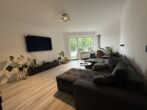 Zi. 1 - Wohnzimmer m. Zugang z. Balkon - Top renovierte 3-Zi.-Whg. * ruhige Citylage *TG-Stellpl.* Balkon * toller Grundriss Endetage II.OG