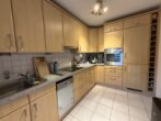 Einbauküche m. Platz f. kl. Eßbereich - Top renovierte 3-Zi.-Whg. * ruhige Citylage *TG-Stellpl.* Balkon * toller Grundriss Endetage II.OG