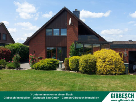 Gepflegt + gut geschnitten + naturnahe Lage – familienfreundliches EFH mit Feldblick, 23845 Grabau, Einfamilienhaus